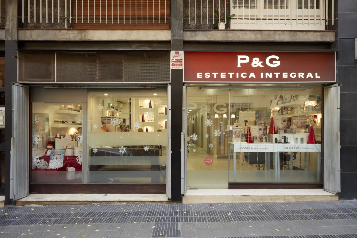 Pilar & Gracia Center